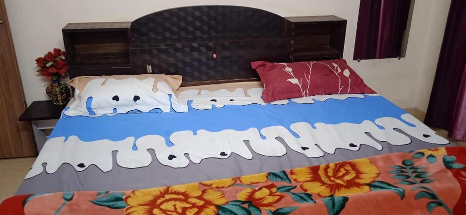 Good Mood- 6 bedrooms apartment. Apartment in Varanasi