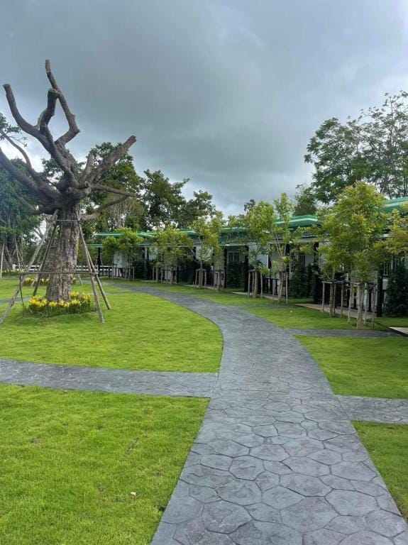 J. Johnny Resort Apartment in Laos