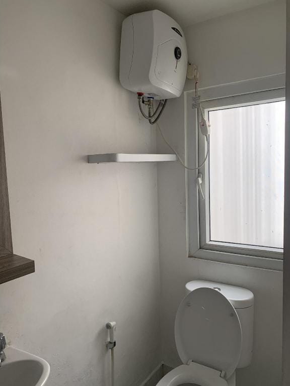 Room by Rega . Apartement Aeropolis  Residance 2 Apartment in West Java