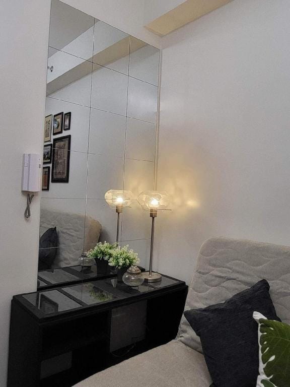 Asian Themed 1BR w/ View Near Airport & Sky Way 55 Apartment in Pasay