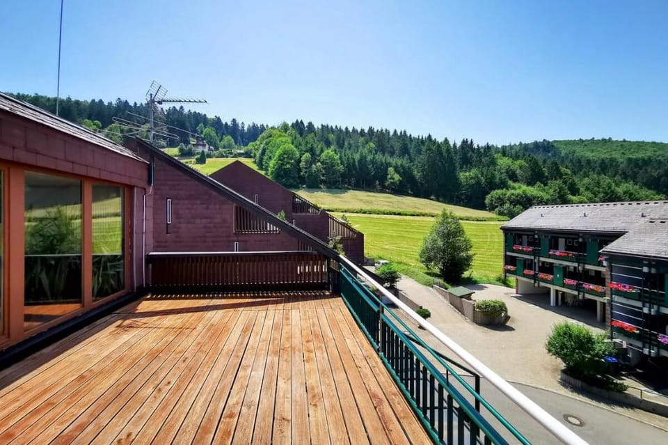 Romantisches Loft | Netflix | Pool | Bergblick Apartment in Ortenau