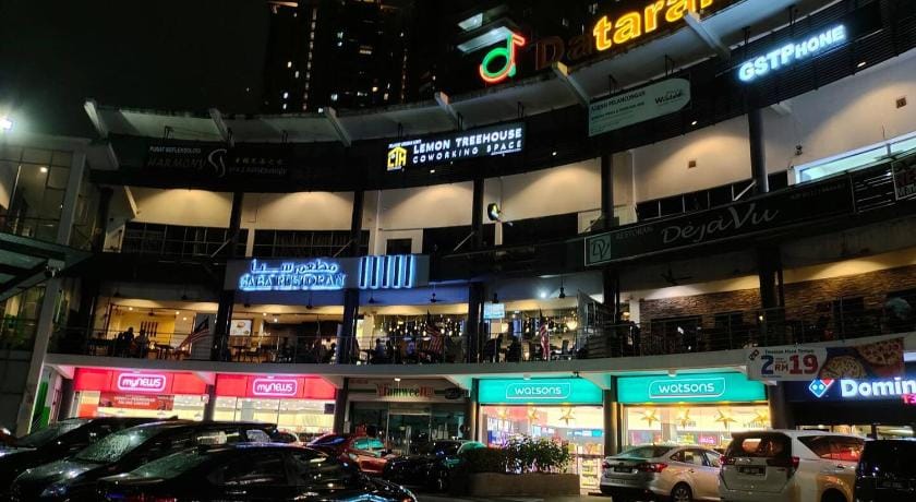 TwinTower view Private Room | 7 mins to KLCC Vacation rental in Federal Territory of Kuala Lumpur
