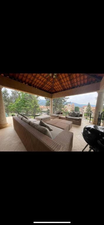 TOSCANA POOL VILLA Villa in Laos