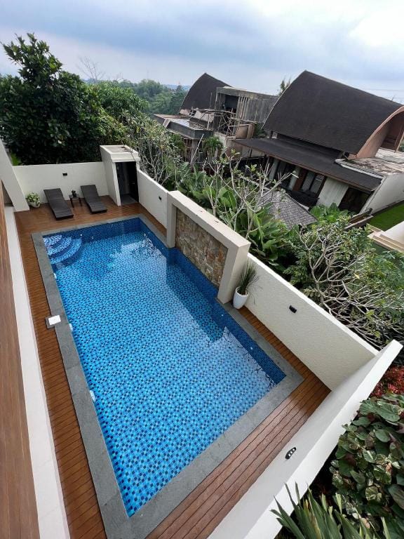 NEW! Luxurious Villa @ Vimala Hills (12px) Villa in West Java