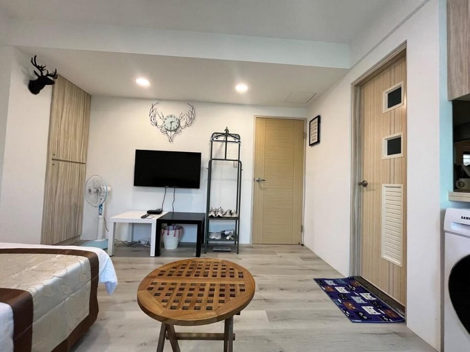 Taipei Ximen Home (MRT 6 minutes)  Apartment in Taipei City