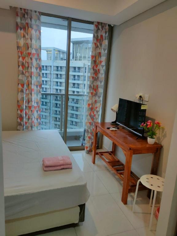 Taman Anggrek Residence by Uniqroom Apartment in Jakarta