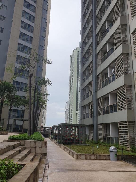 Apartement Taman Anggrek Residence Near Mall Apartment in Jakarta