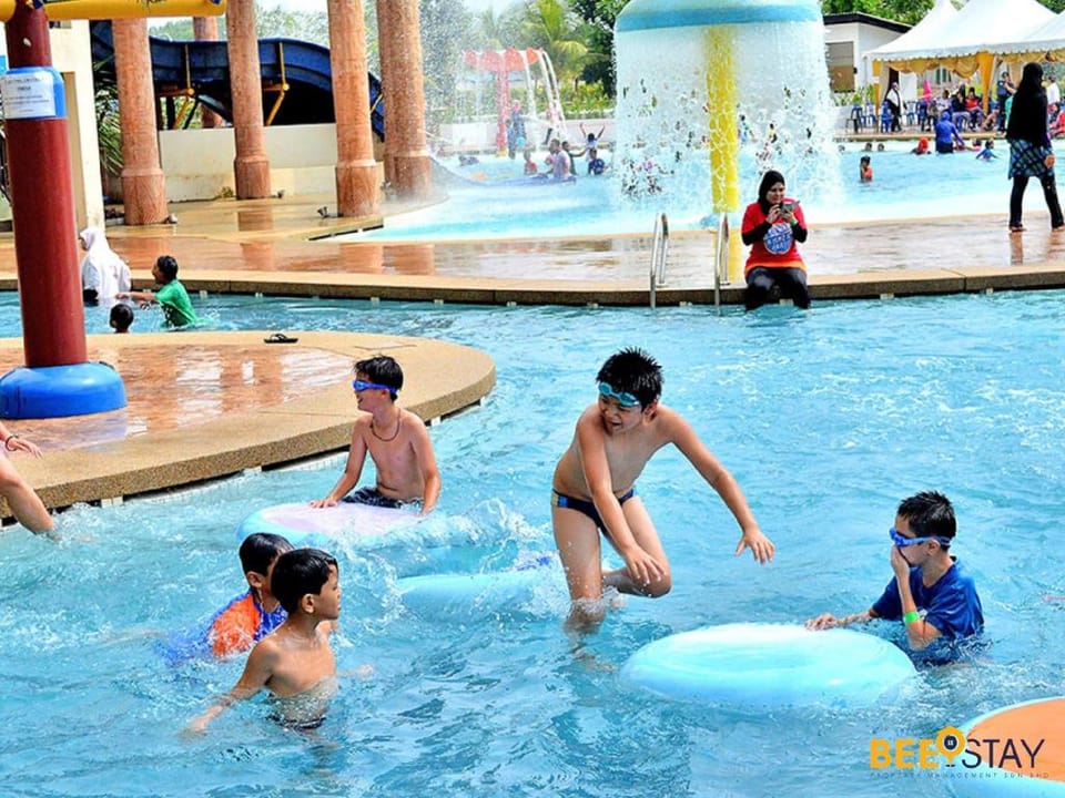 Melaka Bayou Water Themepark FREE 6 Tickets! Vacation rental in Malacca