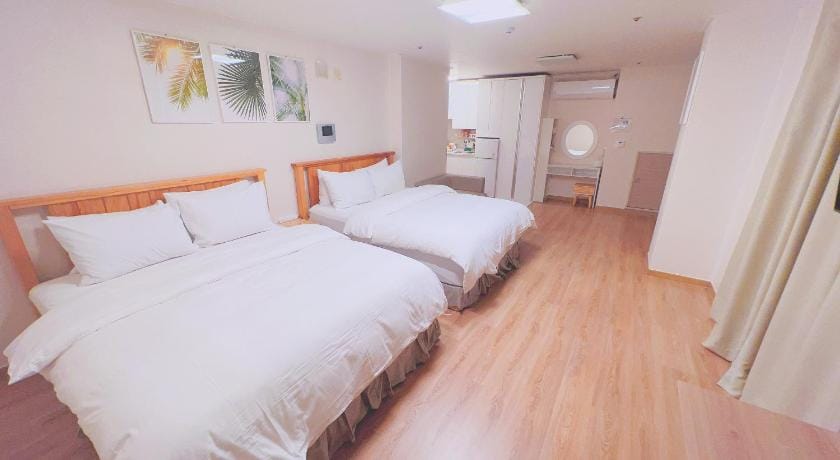 Whouse-Sinchon Hotel in Seoul