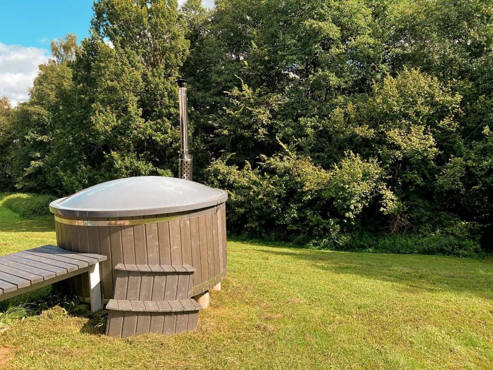 Viesu Sēta LOCU SALA - House 'Krupītis' Vacation rental in Latvia
