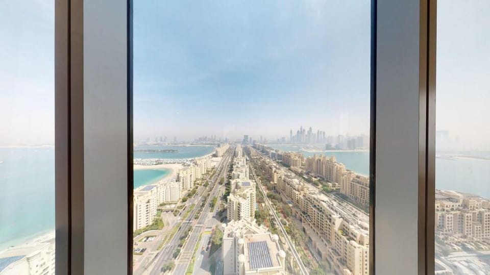 One Bed Apartment in Palm with Amazing Views Apartment in Dubai