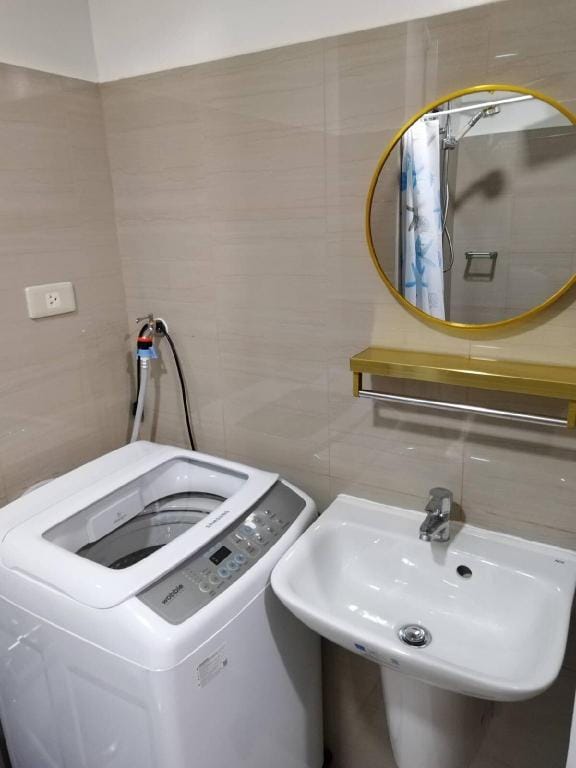 Cozy Place at Shore 2 Residences, Pasay Vacation rental in Pasay