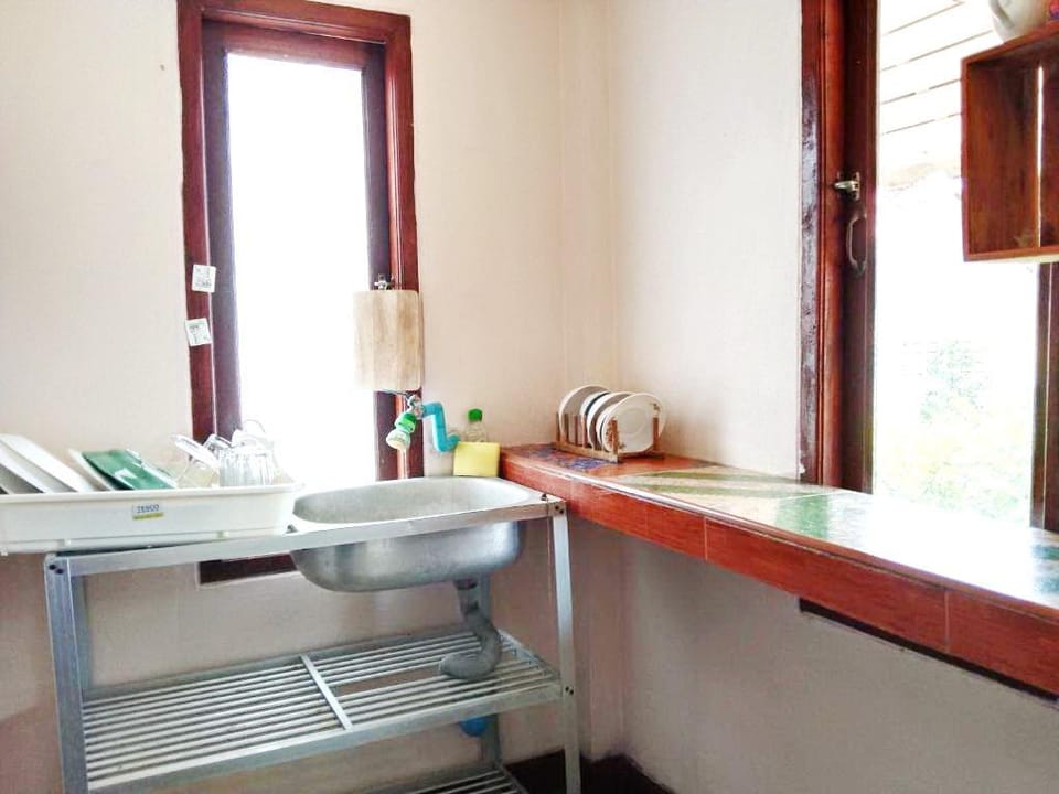 Leam Sai - Deluxe Sea View with Bath Pod Vacation rental in Krabi Changwat