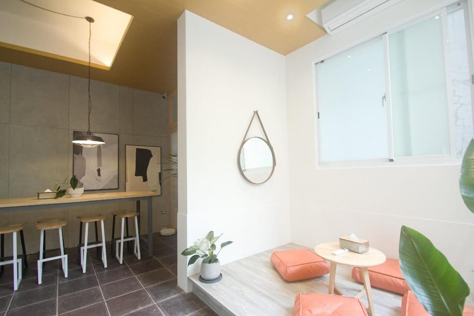 great feeling bitty garden hostel 216 family room Vacation rental in Kaohsiung
