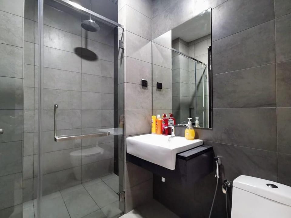 Minimalist comfort stay 3BR I near Chinatown Apartment in Federal Territory of Kuala Lumpur