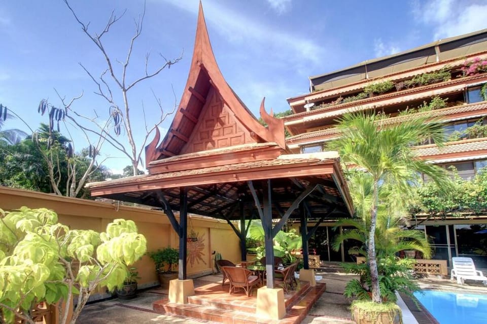 Kata-Karon beaches + tropical pool in paradise Apartment in Rawai