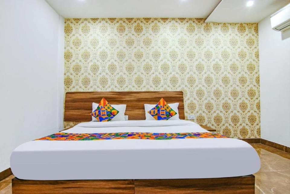 Divine Residency by JMD Group Near Yashobhoomi & Delhi IGI Airport Hotel in Gurugram