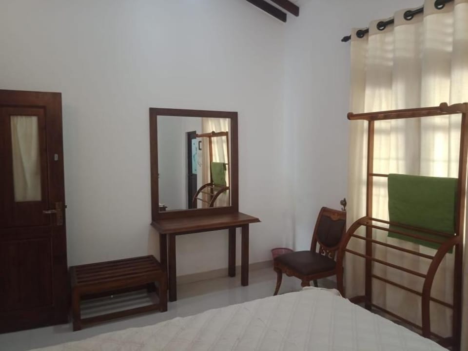 Peacock Garden Holliday Bungalow Vacation rental in Sri Lanka