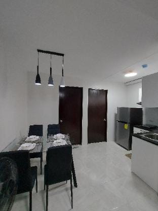 Unit with 2BR near Oakridge w/WI-FI & Netflix Apartment in Cebu City