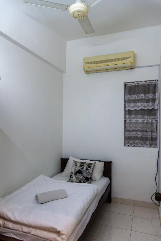 Berlian @ MyRehat Tropics 2 Bedrooms Vacation rental in Petaling Jaya