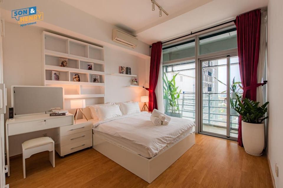 Charming Living - 2 bedrooms Apart - Sailing Tower Apartment in Ho Chi Minh City