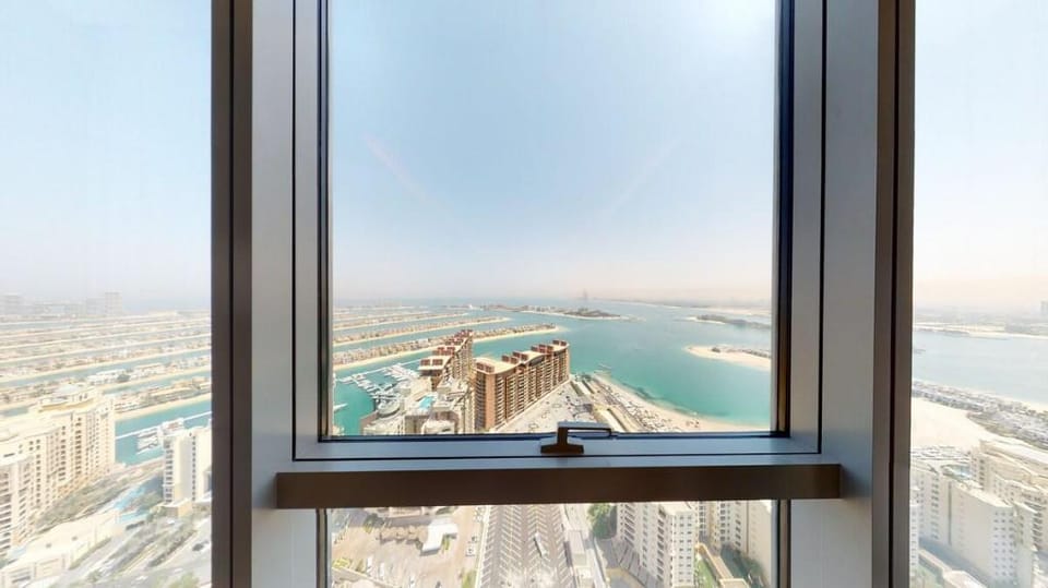 Breathtaking views from One Bed Apt in Palm Apartment in Dubai