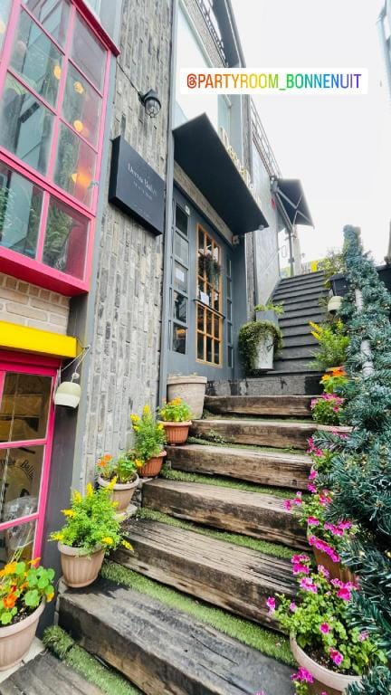 Bonnenuit M 3rd Branch?Rooftop Party Room Vacation rental in Seoul