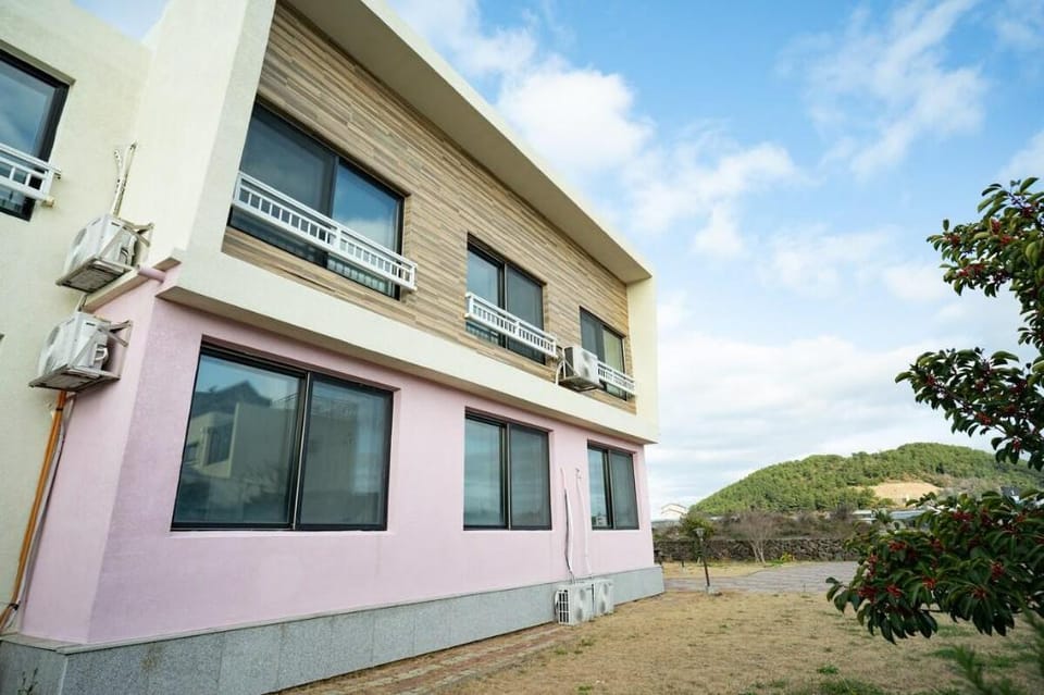 Jeju Esanda 203 Apartment in South Korea