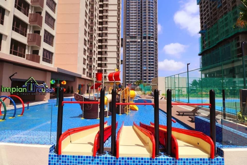 Bali Residence 1room 3bed poolview muslim Apartment in Malacca