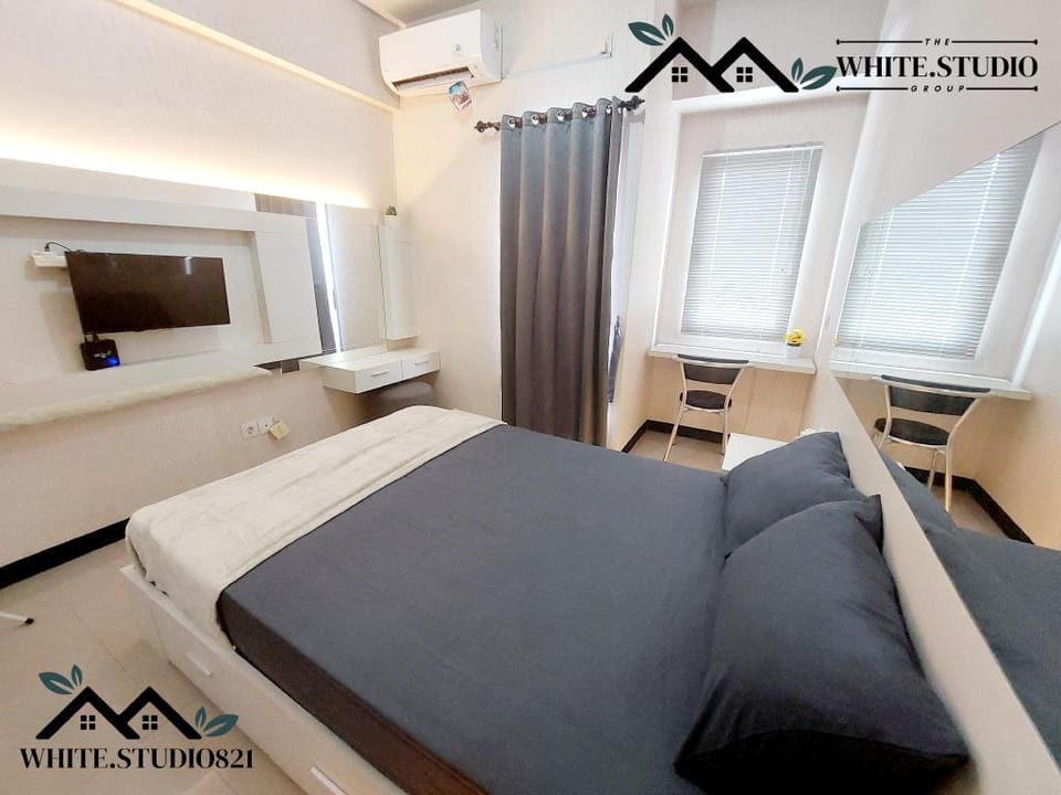 White Studio Group Surabaya - Studio821 at Amega Apartment in Surabaya