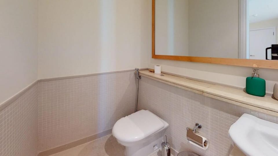 Bright & Modern 1BR Apt. in Paloma Tower Apartment in Dubai