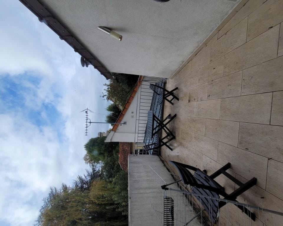 Appart HRIM rue PARIS Saint-Brice-sous-foret E1 Apartment in Île-de-France