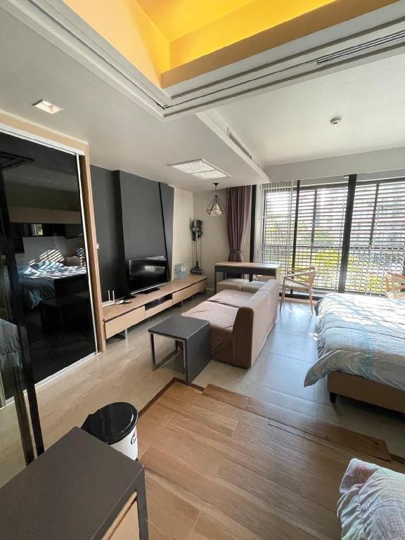Circle S #1BR #Max4Pax #BTSAsoke Near Terminal21 Apartment in Bangkok