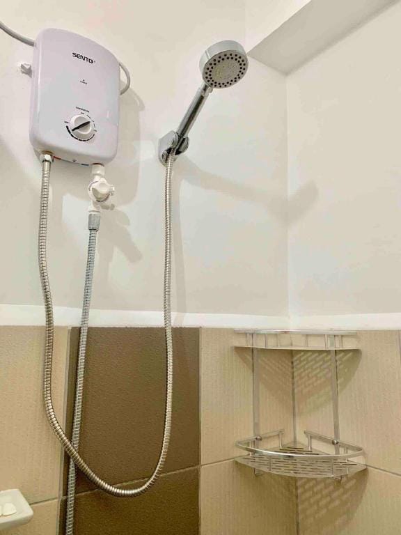 Affordable Brand New Fully Furnished Condo Unit Vacation rental in Makati
