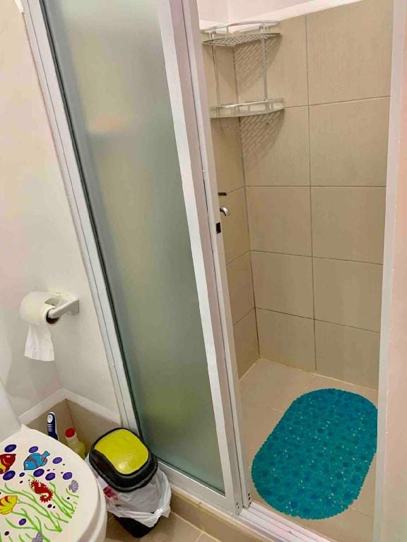 Affordable Brand New Fully Furnished Condo Unit Vacation rental in Makati