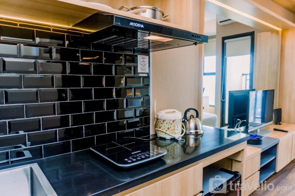 High Floor Studio at Transpark Bintaro By Travelio Apartment in Jakarta
