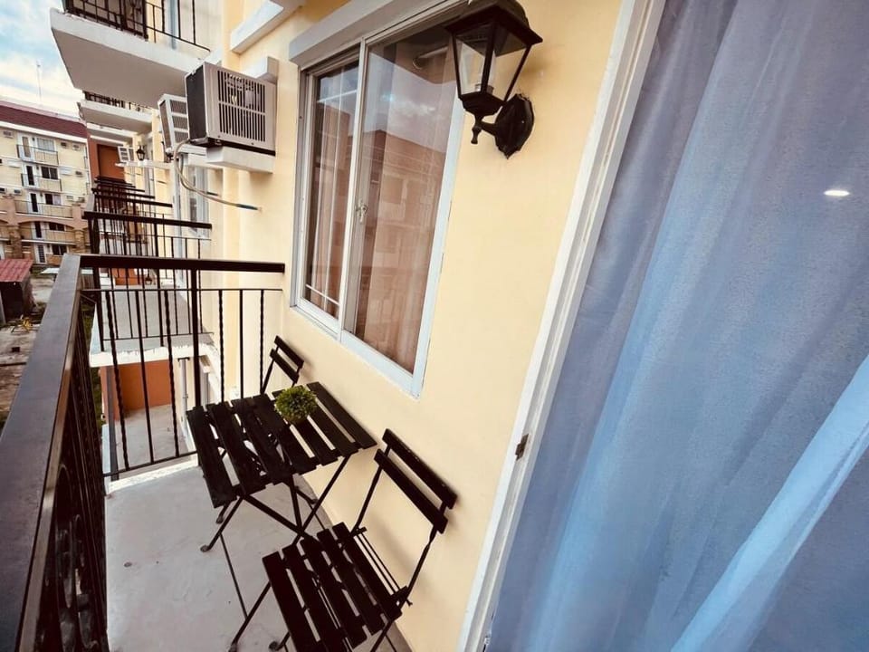 Affordable 1 Bedroom Condo Unit @ Arezzo Davao Vacation rental in Davao City