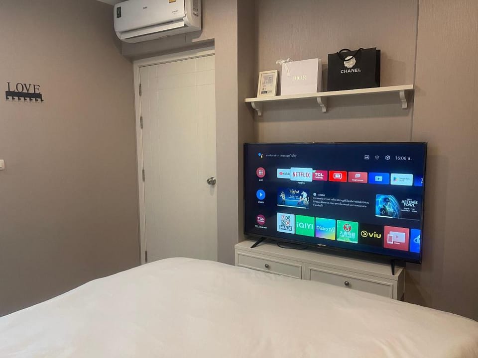 Feel Like Home @ The Blu X Apartment in Chon Buri Changwat
