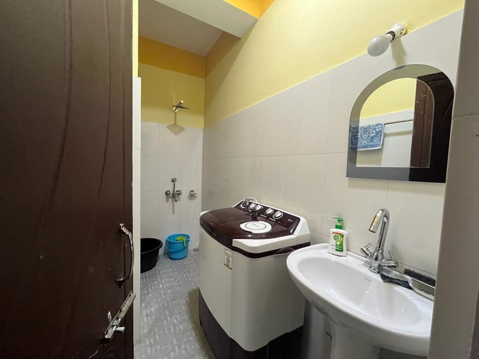 Dormitories - Sabaoth Homestay Apartment in India