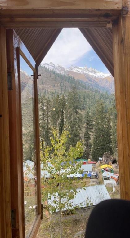 private villas in sosan, kalgha -Aragorn villa Villa in Himachal Pradesh