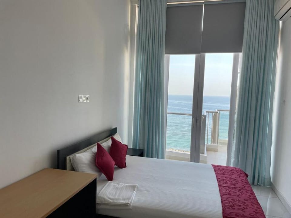 Spectacular Sea View 3 Bedrooms Apartment Apartment in Colombo