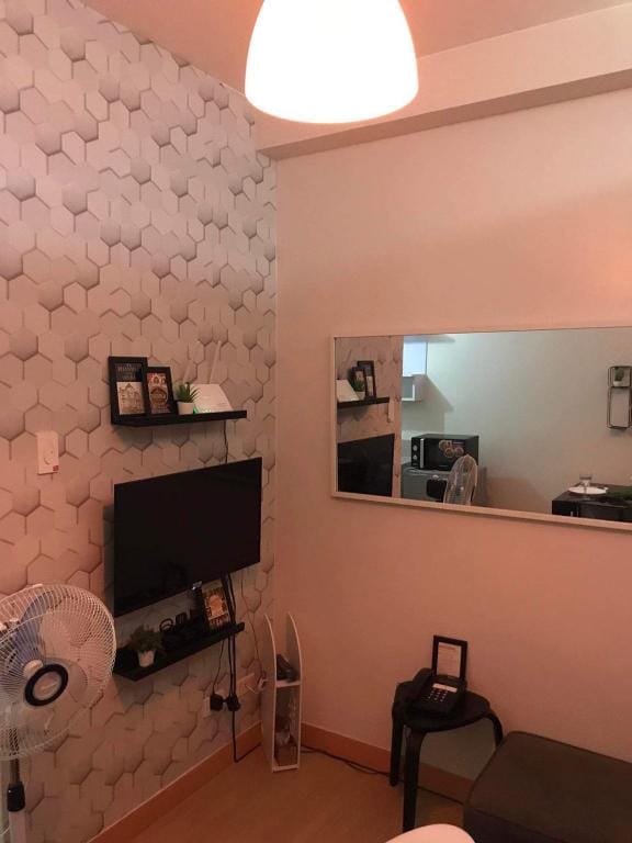 Cozy Staycation @ Trees Residences  Apartment in Quezon City