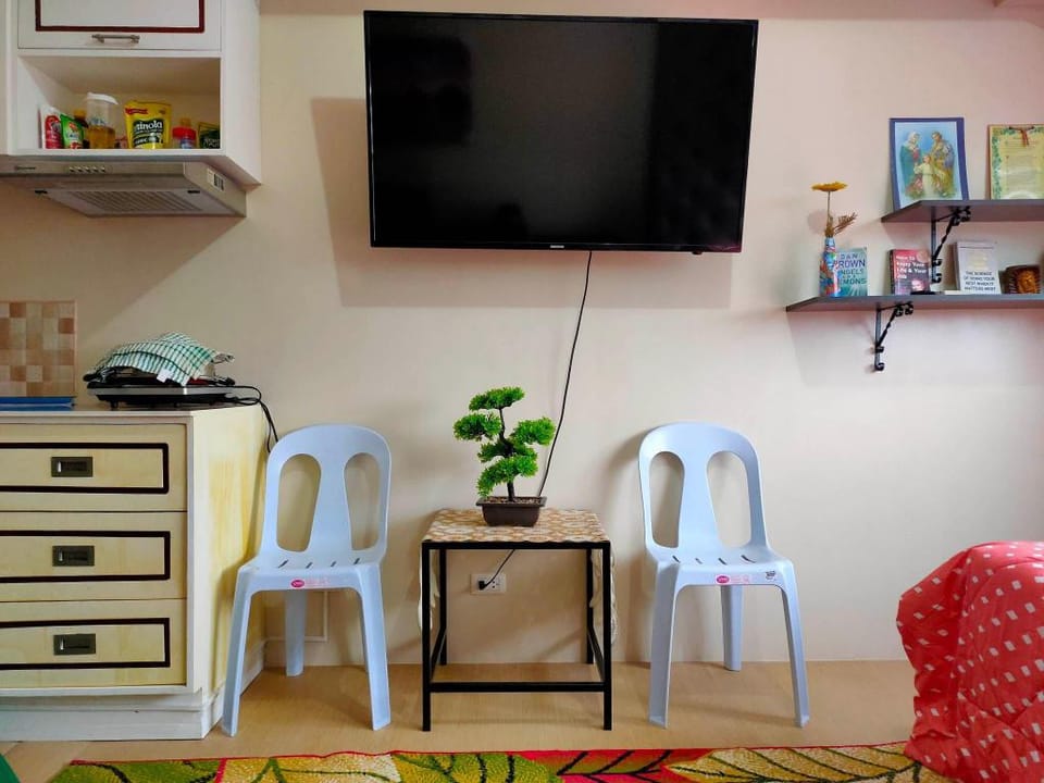 One Bedroom Apartment at Avida Tower 2 Apartment in Iloilo City