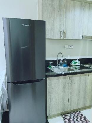  1 Bedroom  Family Suite with balcony Vacation rental in Pasay