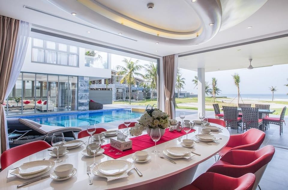The ocean _4 bedrooms Beachfront Villa in Hoa Hai