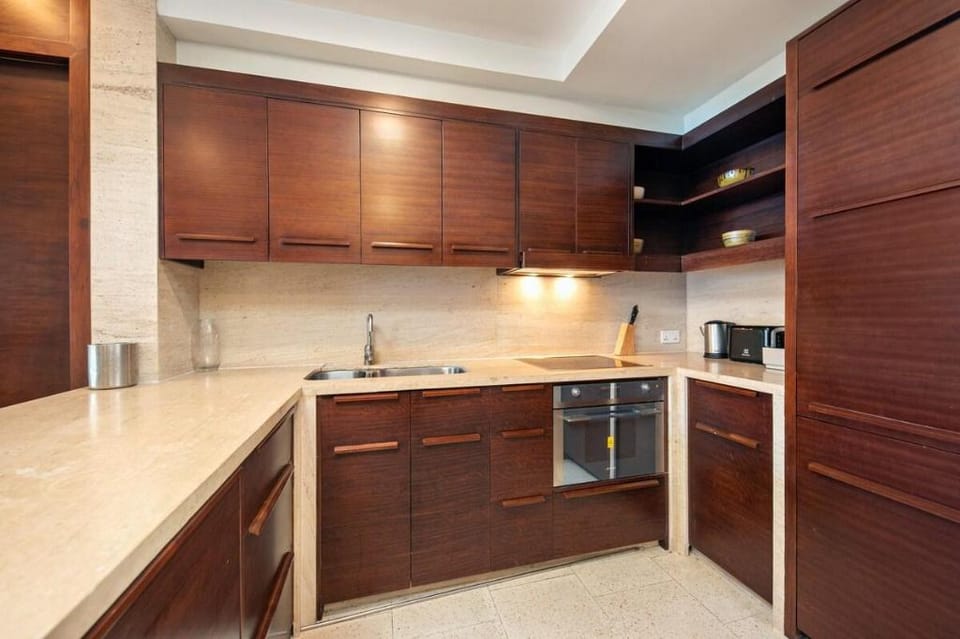 Sea view apartment in Hyat 5 star Resort Apartment in Hoa Hai