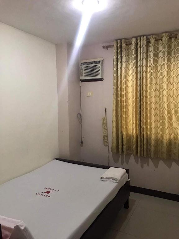 WJV INN Lahug (Shared Bathroom) Apartment in Lapu-Lapu City