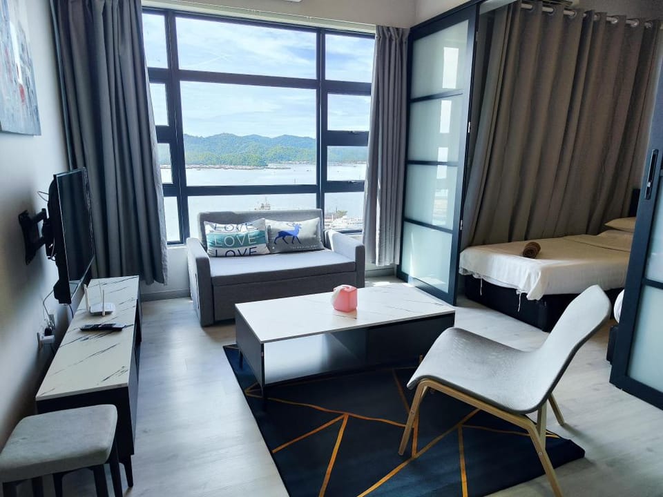 SelesaHome | 2 BR | J15 | Sea View| Jesselton Quay Apartment in Kota Kinabalu