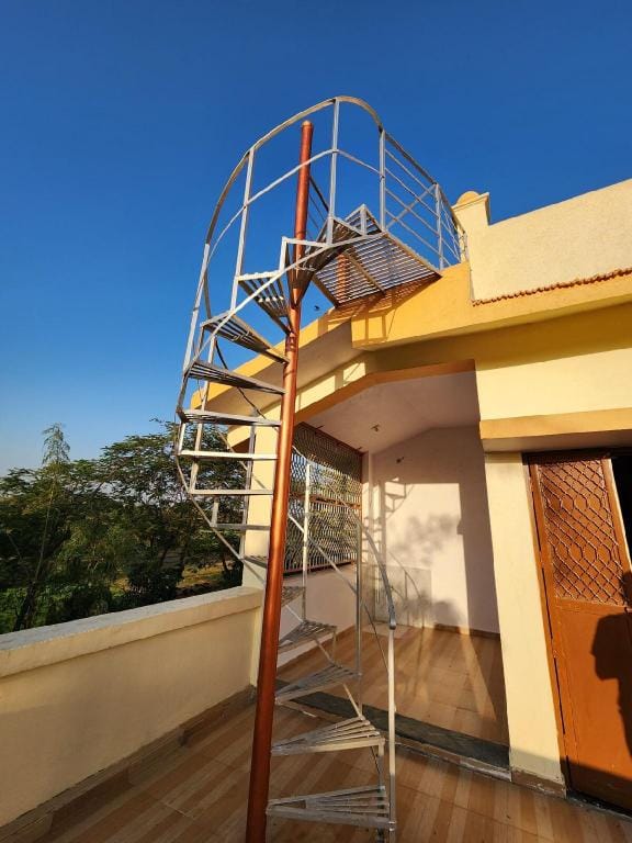 Farmhouse close to Nature Villa in Gujarat