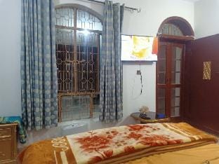 A Private Room With Separate Entrance And Parking Vacation rental in Islamabad